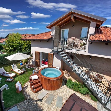Roncaglia Suite Monticello d'Alba Exterior photo